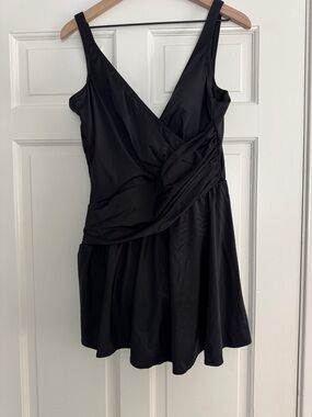 Miraclesuit Black Swimsuit size 18